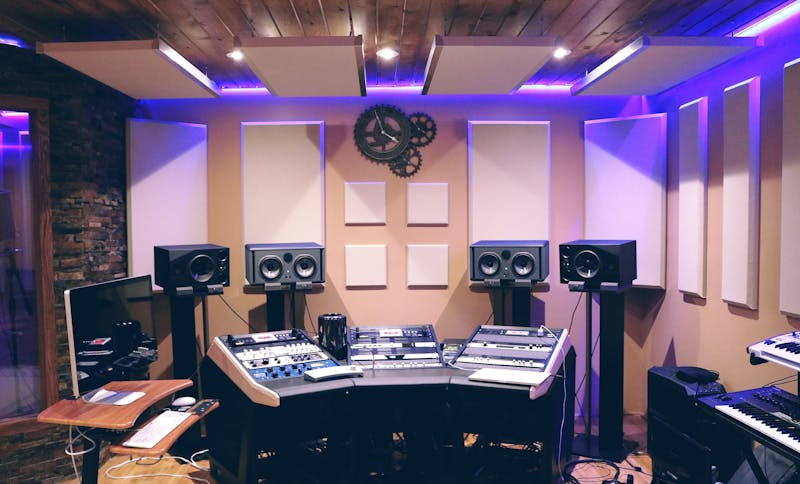 MOVA Studio
